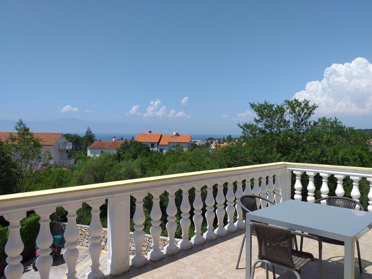 Apartments I-P Малинска Экстерьер фото