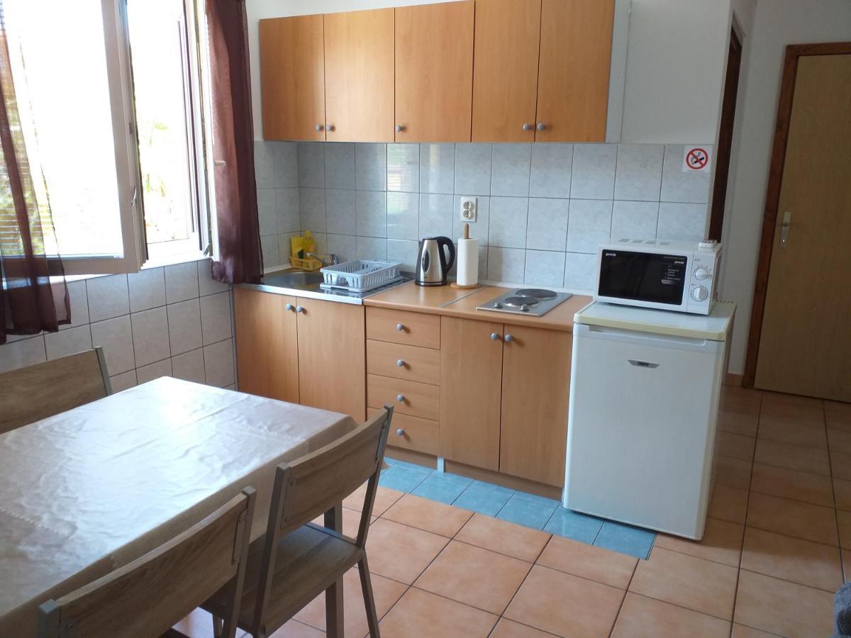 Apartments I-P Малинска Экстерьер фото