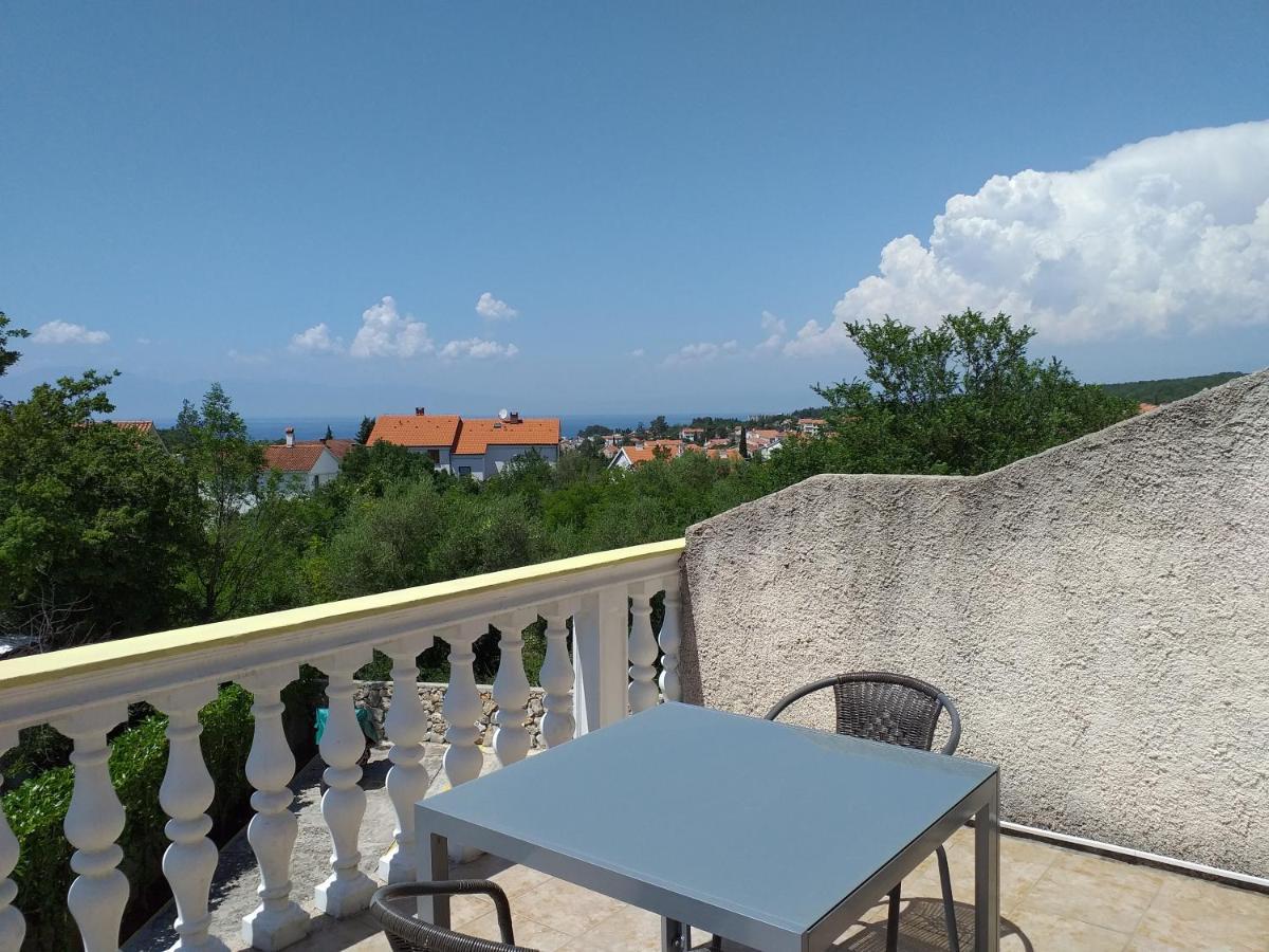 Apartments I-P Малинска Экстерьер фото